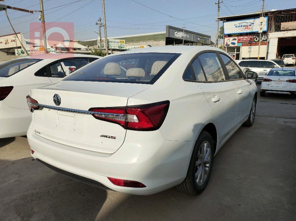 MG 5